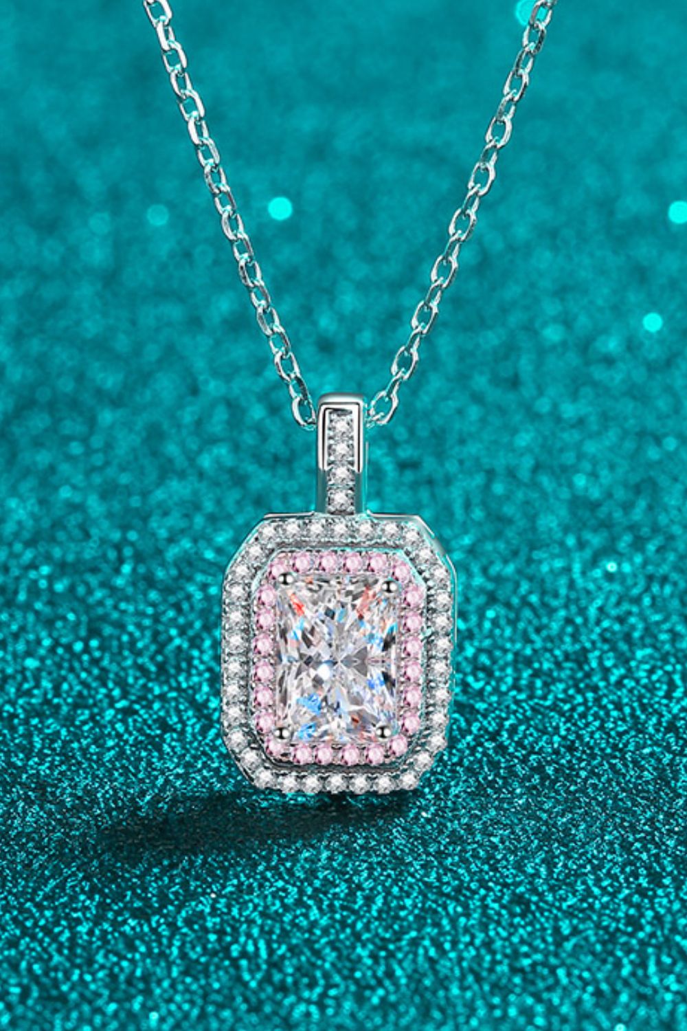 1 Carat Moissanite Geometric Pendant Chain Necklace - Admiresty