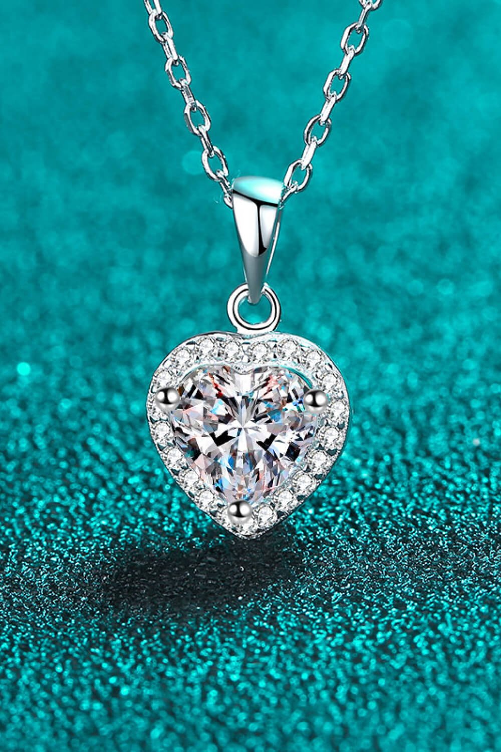 1 Carat Moissanite Heart Pendant Chain Necklace - Admiresty