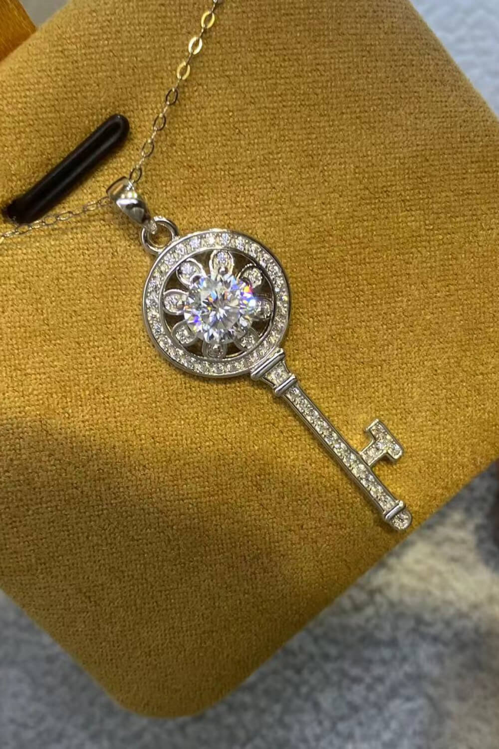 1 Carat Moissanite Platinum - Plated Key Pendant Necklace - Admiresty