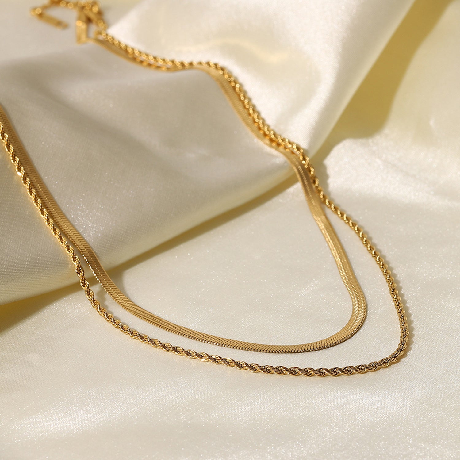 18K Gold - Plated Double - Layered Necklace - Admiresty