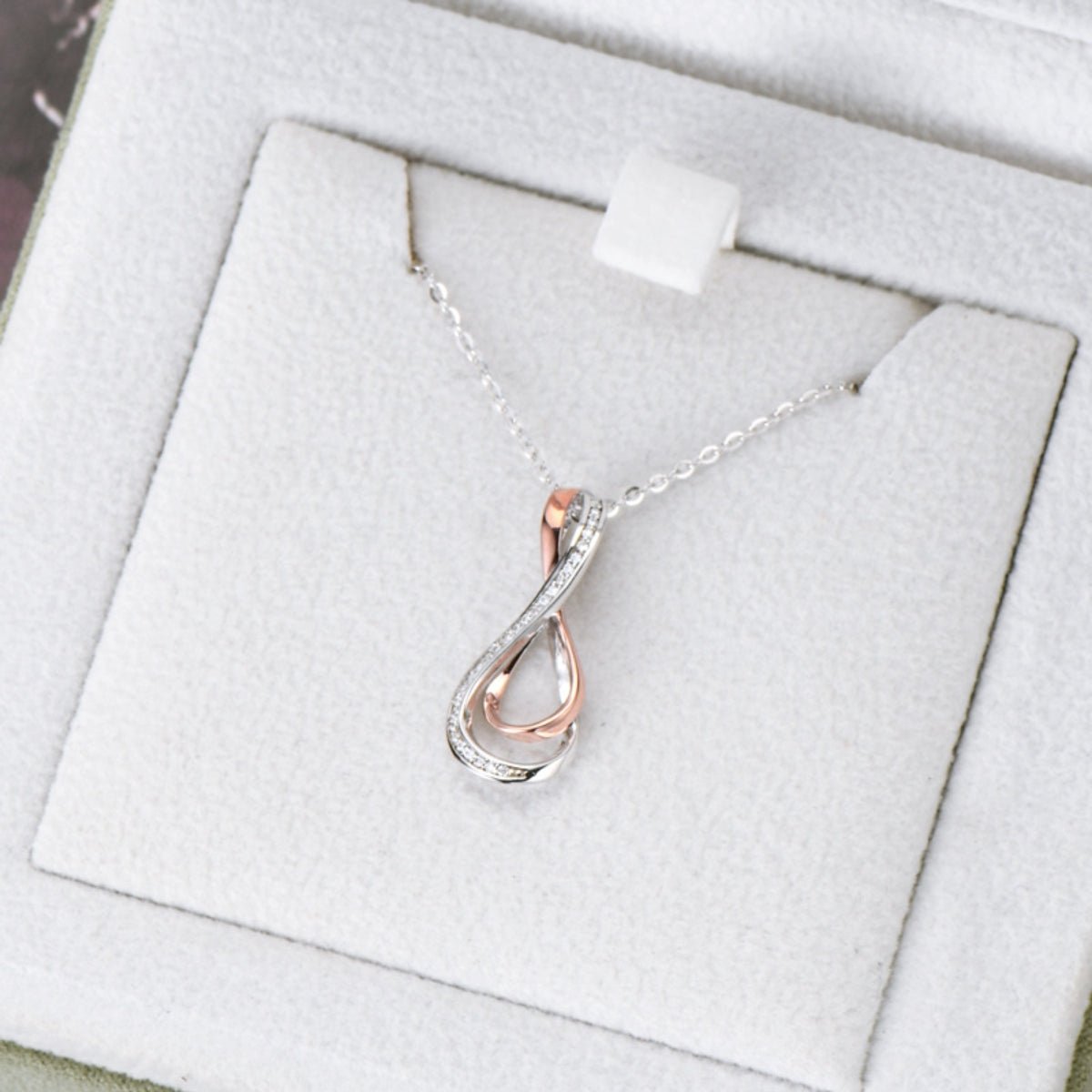 925 Sterling Silver Inlaid Moissanite Infinity Pendant Necklace - Admiresty