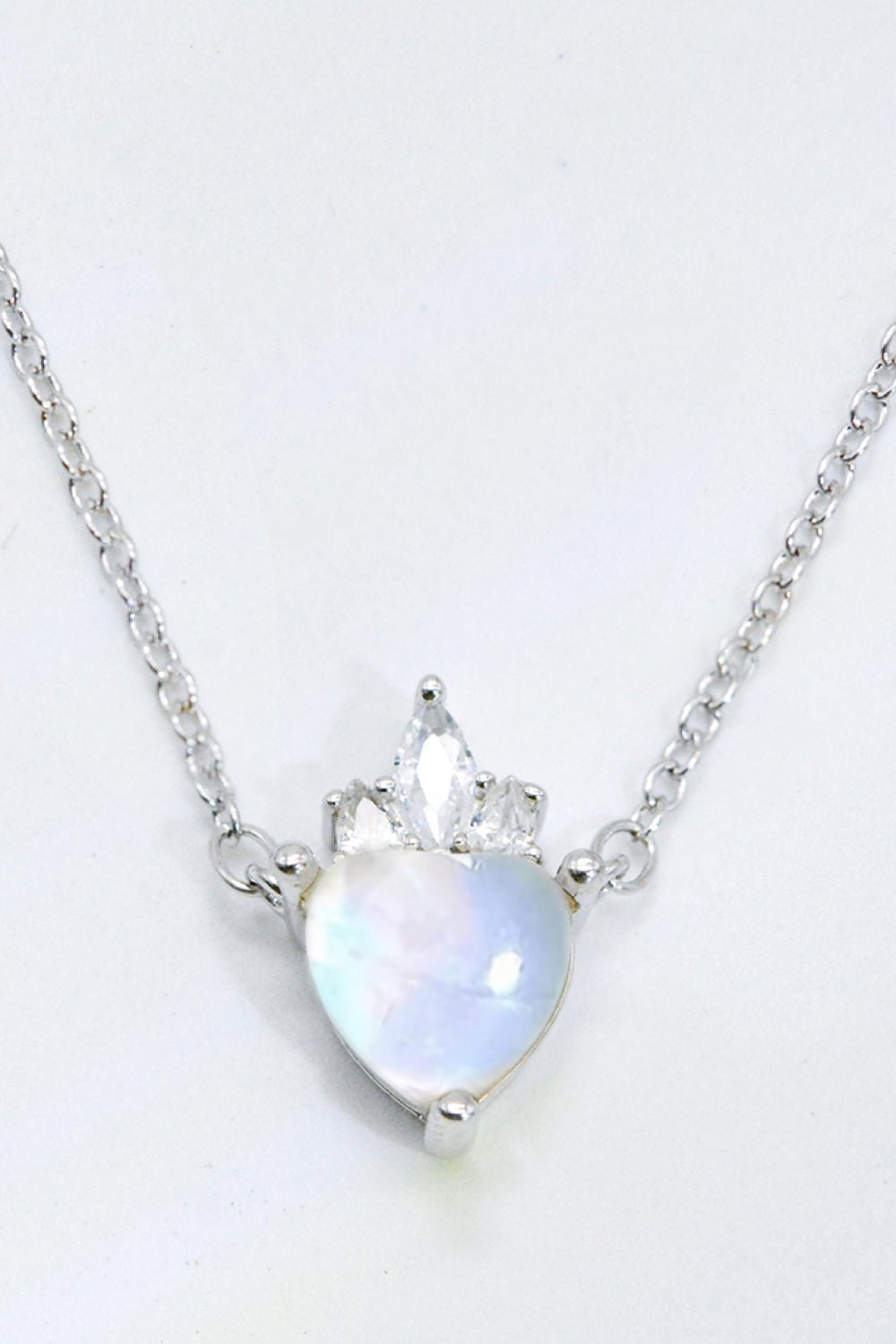 925 Sterling Silver Moonstone Heart Pendant Necklace - Admiresty