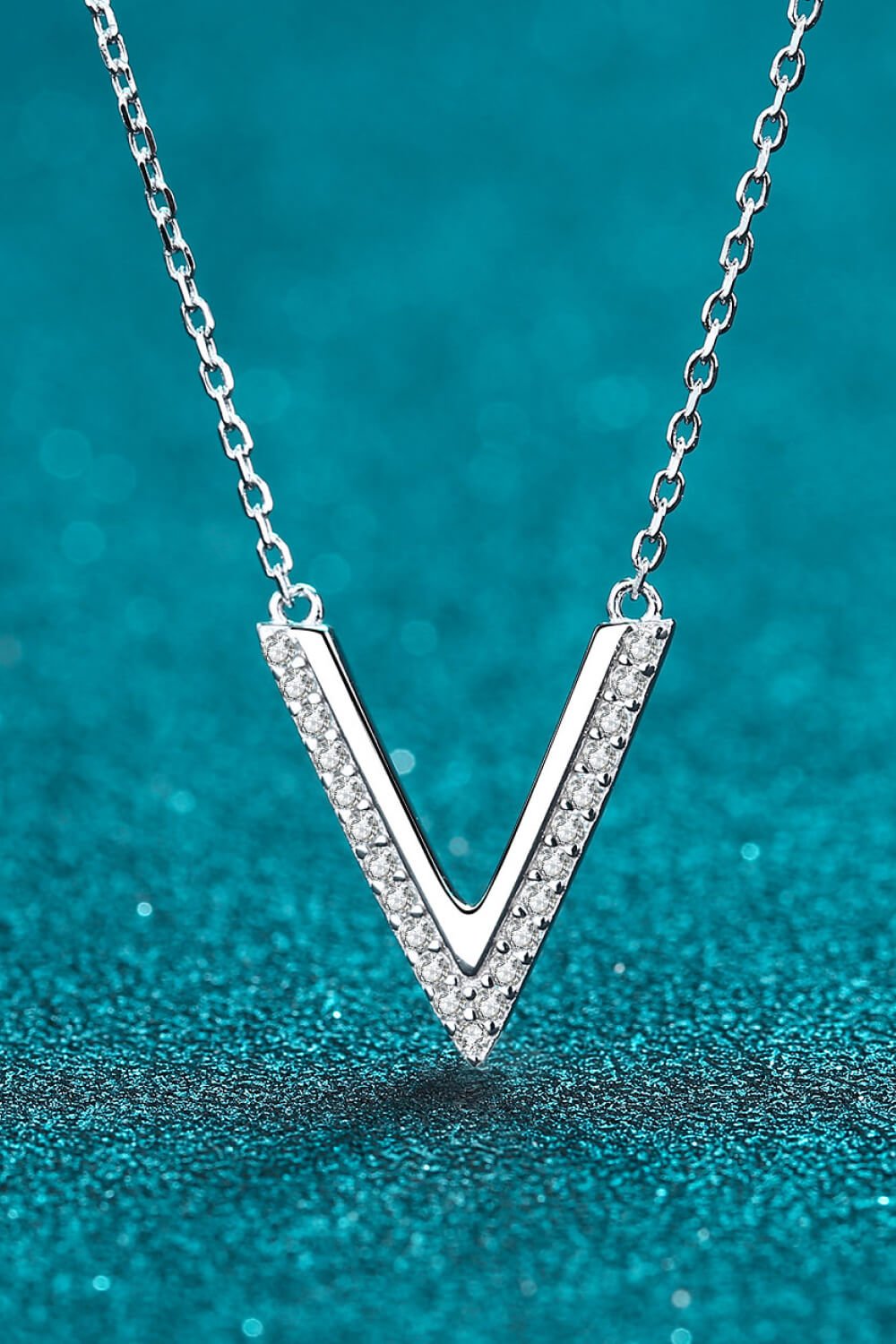 Adored Sterling Silver V Letter Pendant Necklace - Admiresty