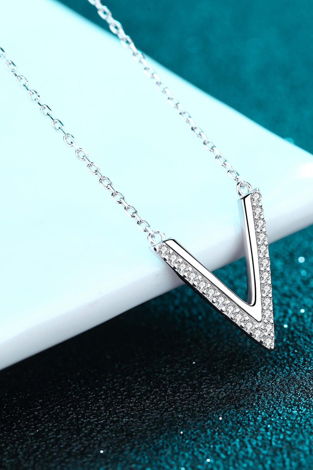 Adored Sterling Silver V Letter Pendant Necklace - Admiresty