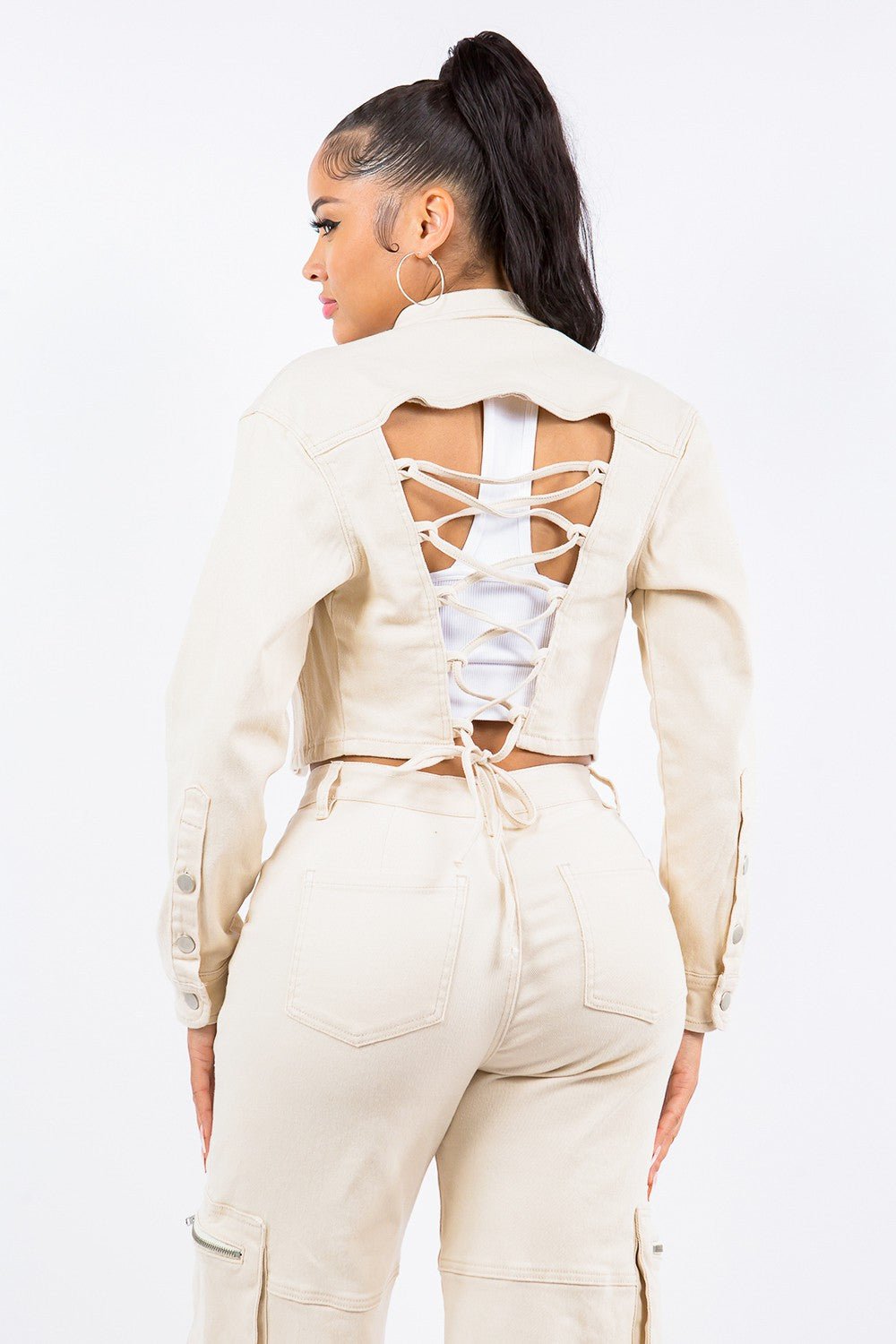 American Bazi Laced Back Cropped Jacket - Admiresty