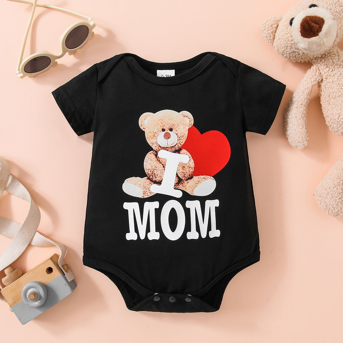 Baby Bear Graphic Short Sleeve Bodysuit - Admiresty