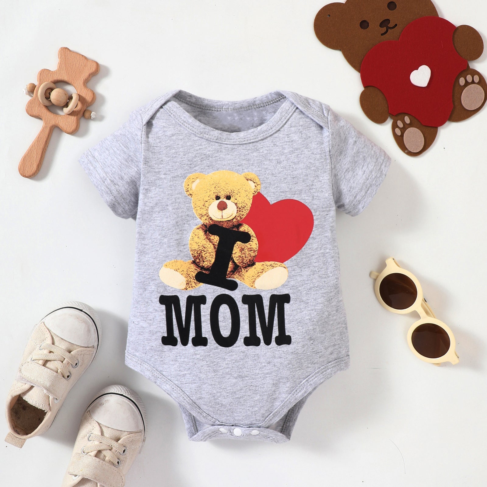 Baby Bear Graphic Short Sleeve Bodysuit - Admiresty