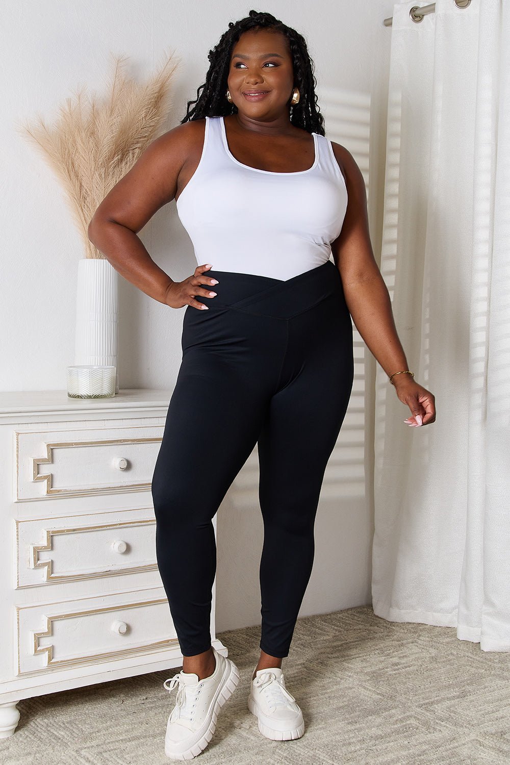 Basic Bae V - Waistband Sports Leggings - Admiresty