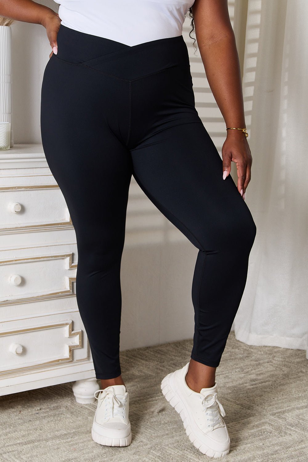 Basic Bae V - Waistband Sports Leggings - Admiresty