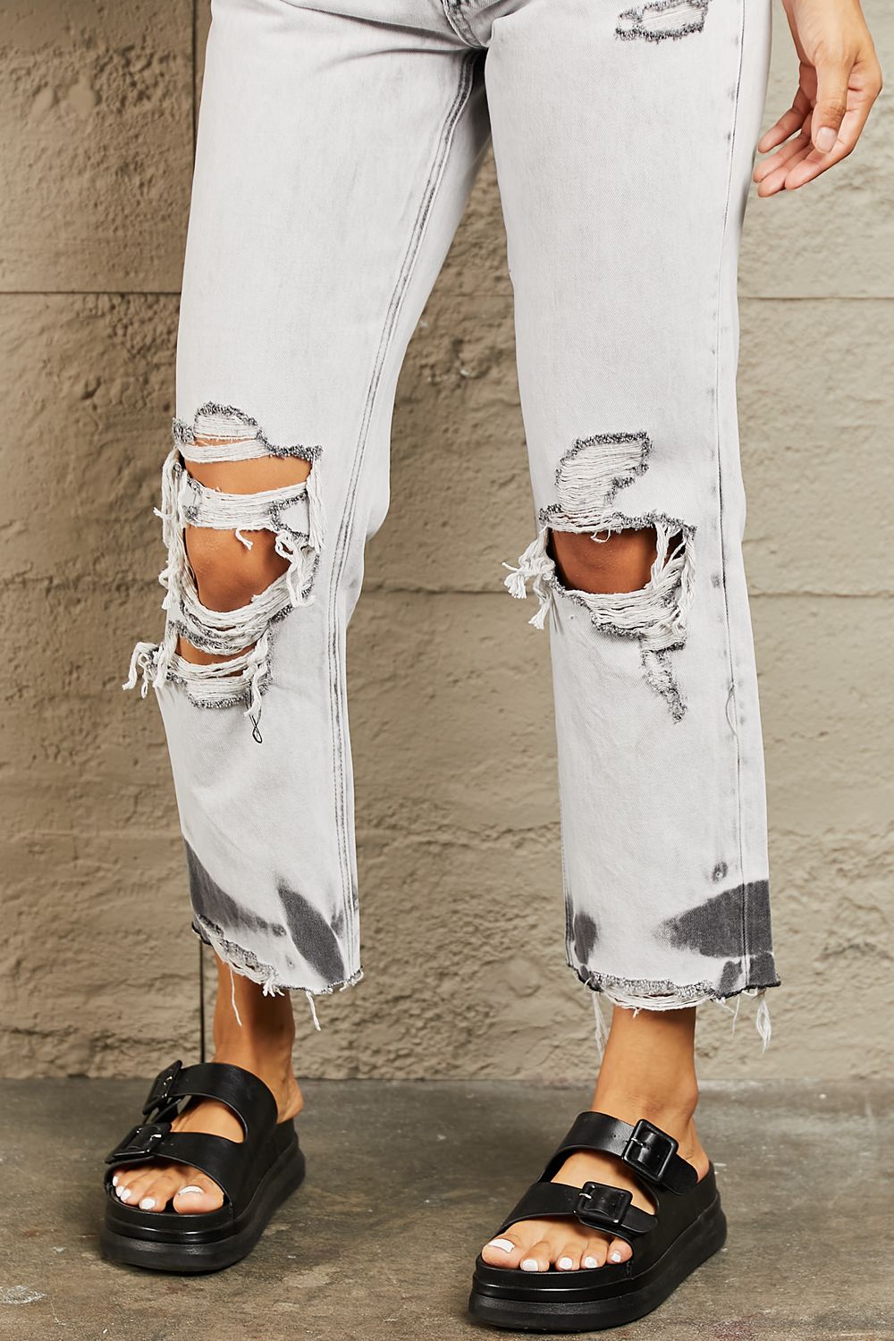 BAYEAS Acid Wash Accent Cropped Mom Jeans - Admiresty