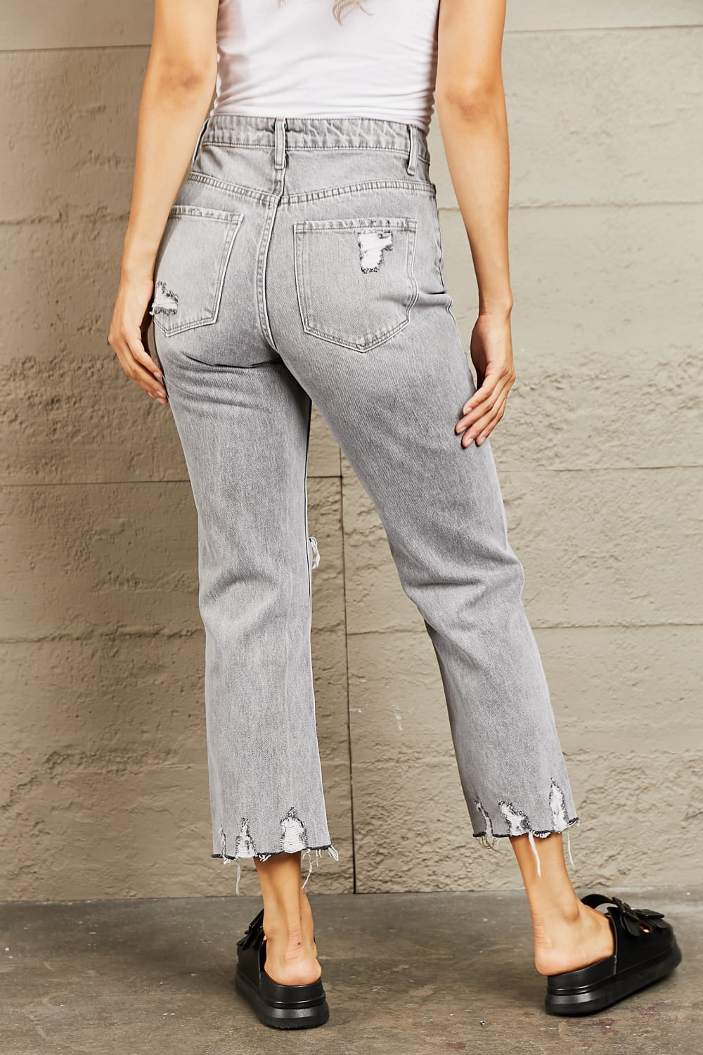 BAYEAS High Waisted Cropped Mom Jeans - Admiresty