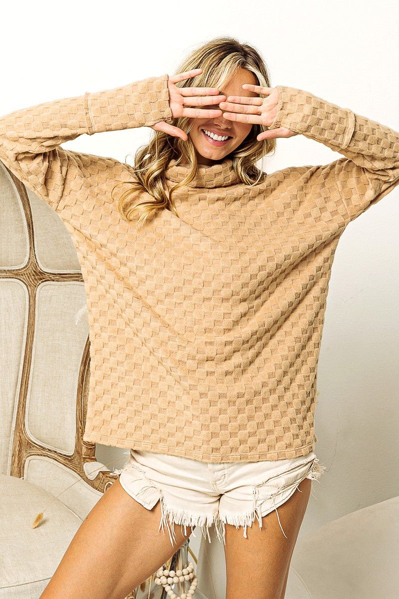 BiBi Checkered Round Neck Thumbhole Long Sleeve Top - Admiresty