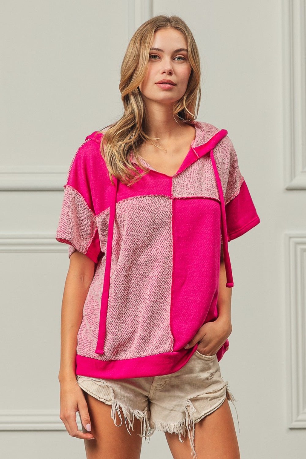 BiBi Color Block Exposed Seam Short Sleeve Hooded Top - Admiresty