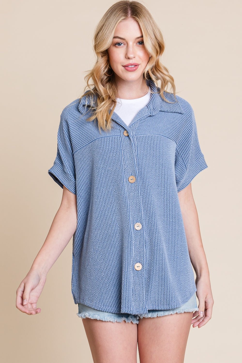 BOMBOM Button Up Short Sleeves Ribbed Shirt - Admiresty