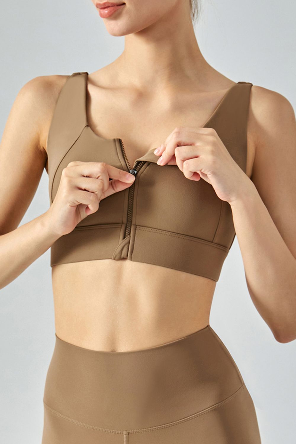 Breathable Zip - Up Sports Bra - Admiresty