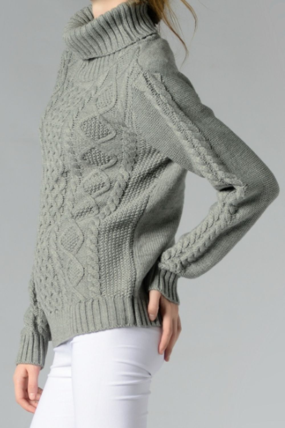 Cable - Knit Turtleneck Long Sleeve Sweater - Admiresty