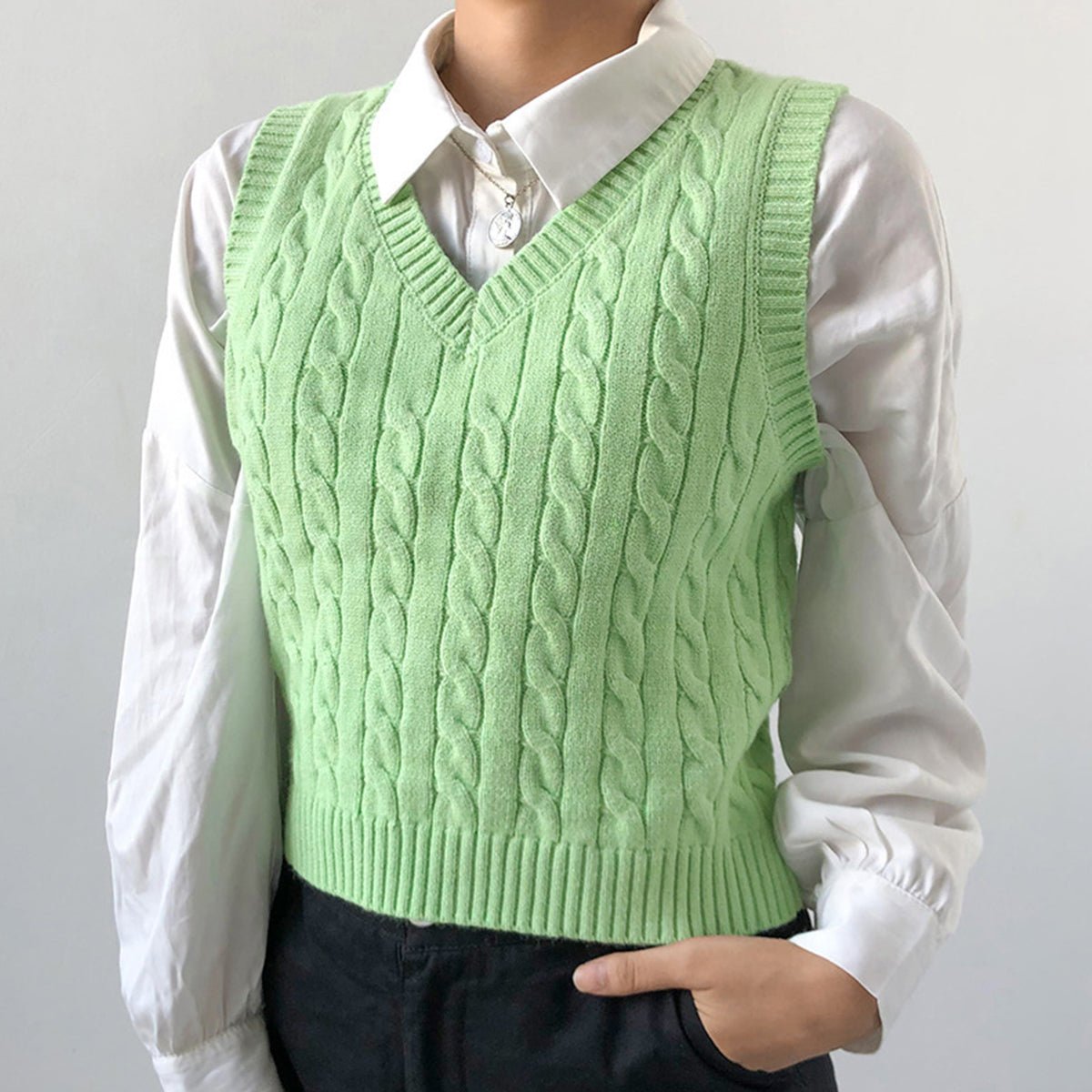 Cable - knit V - Neck Sweater Vest - Admiresty