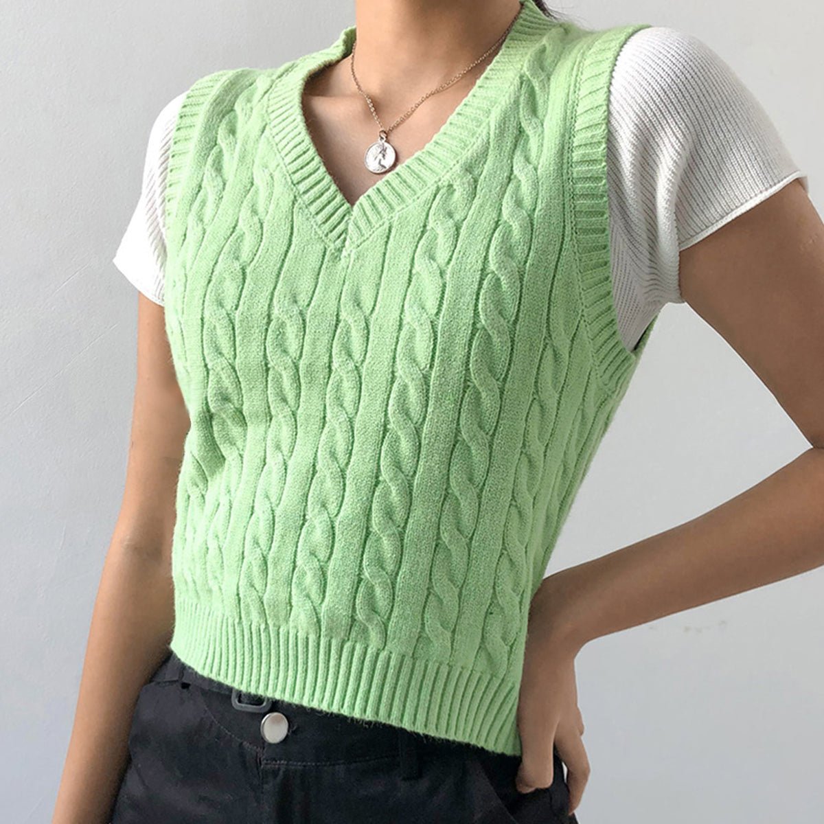 Cable - knit V - Neck Sweater Vest - Admiresty