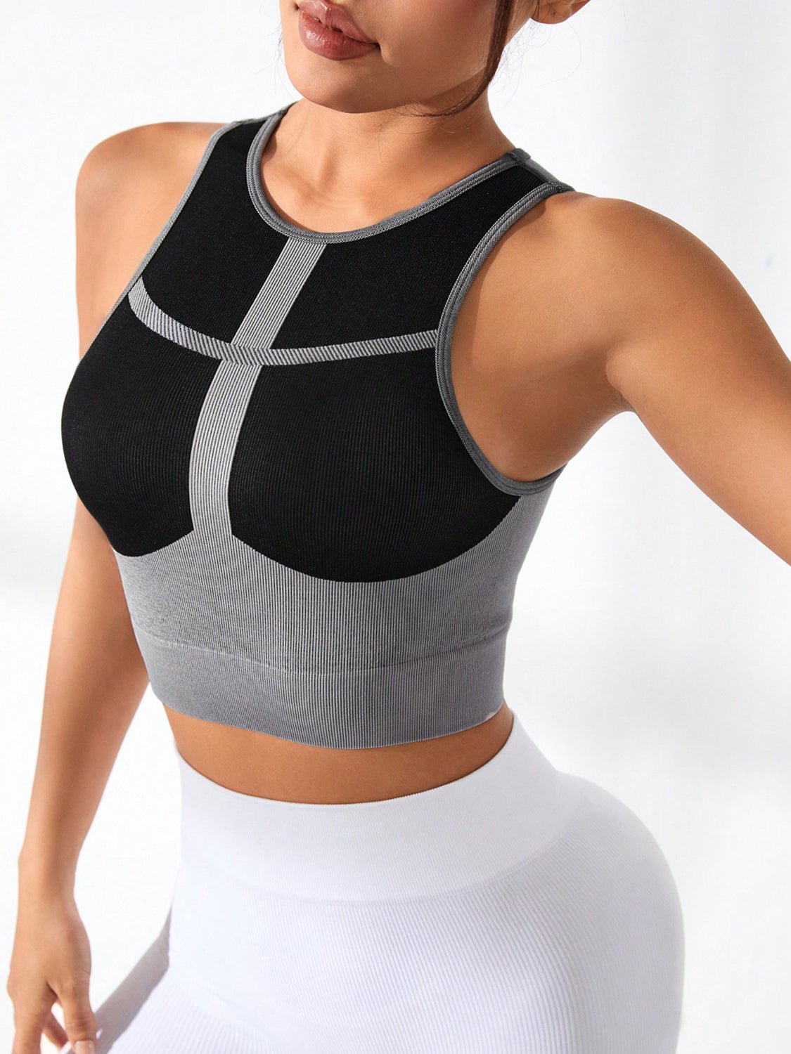 Color Block Round Neck Active Tank - Admiresty