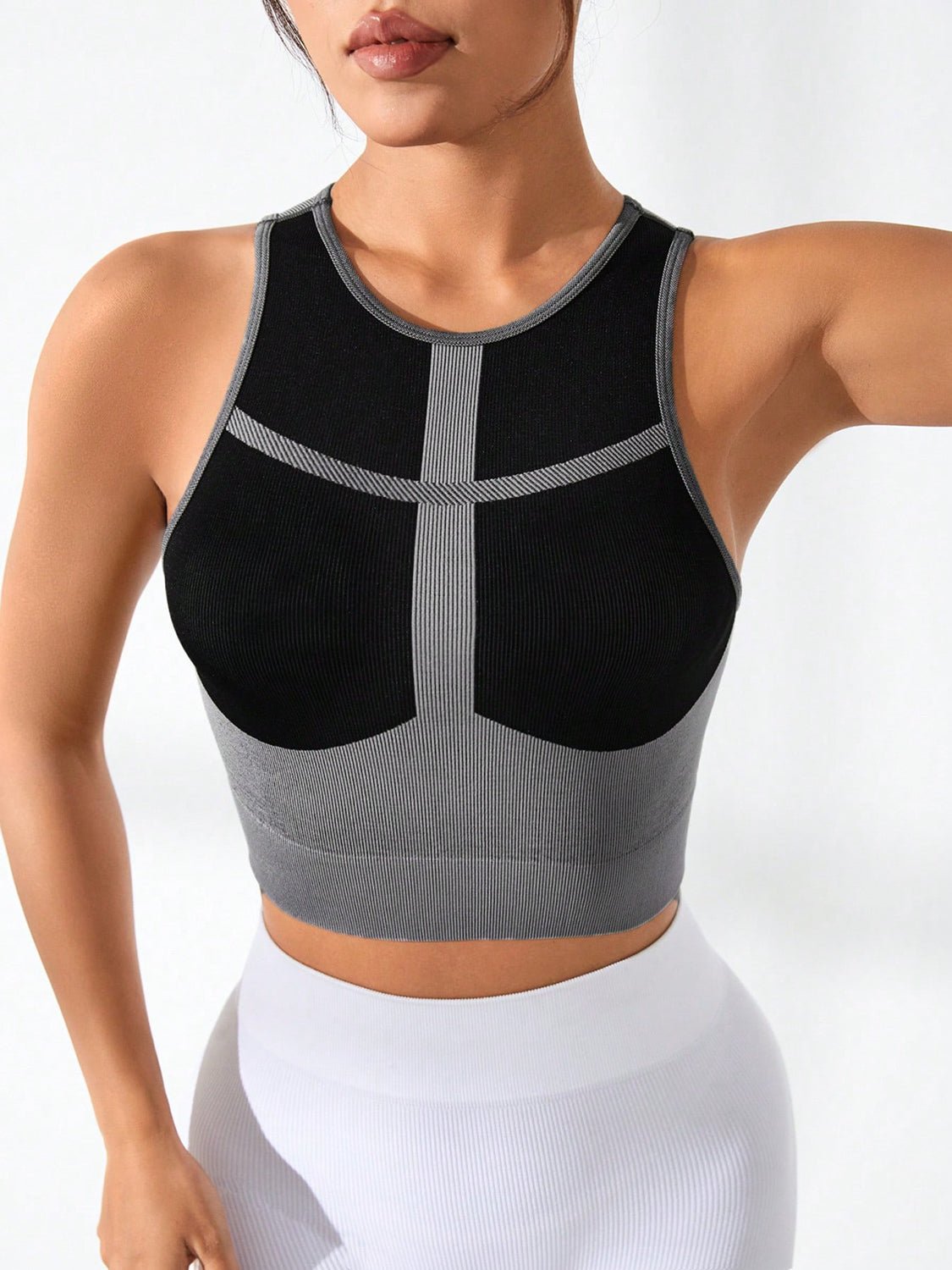 Color Block Round Neck Active Tank - Admiresty