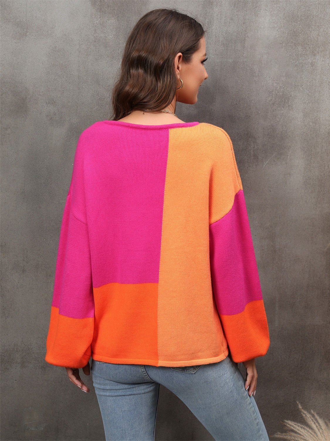 Color Block Round Neck Sweater - Admiresty