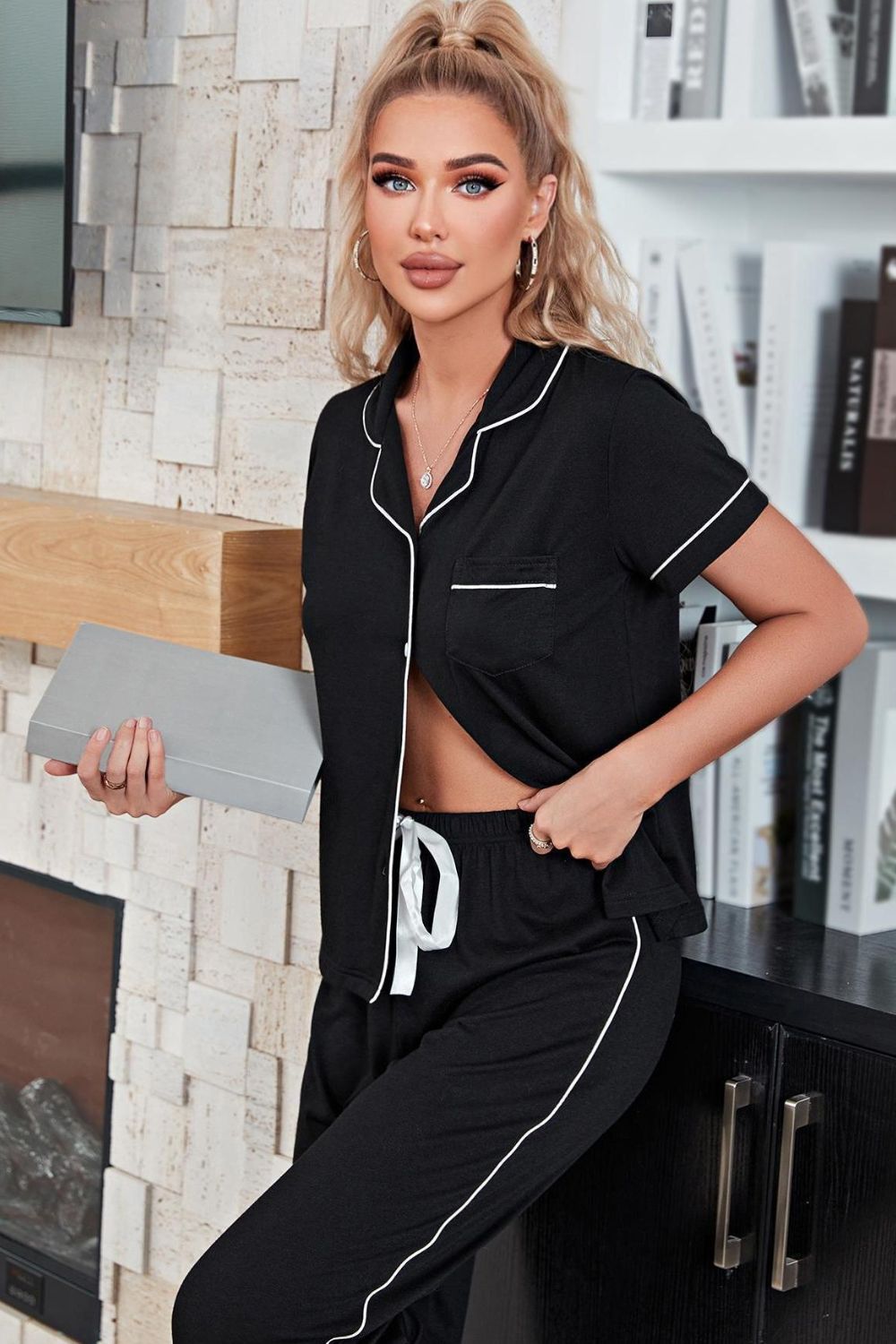 Contrast Piping Short Sleeve Top and Pants Pajama Set - Admiresty