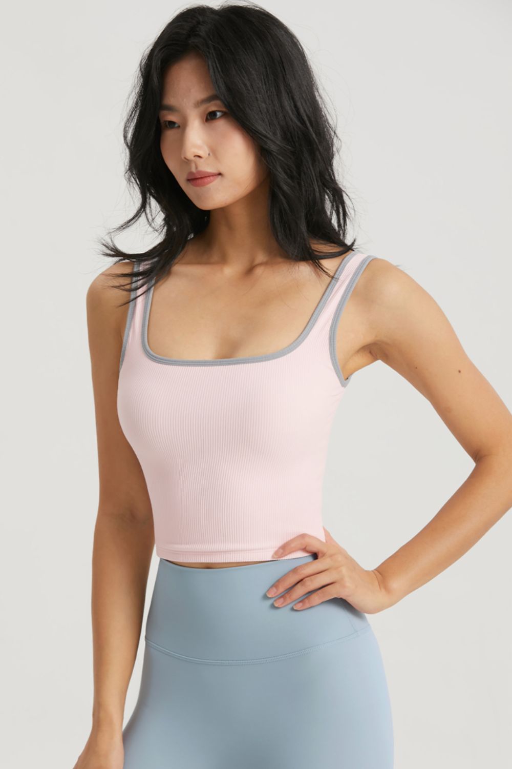 Contrast Square Neck Cropped Sports Tank - Admiresty