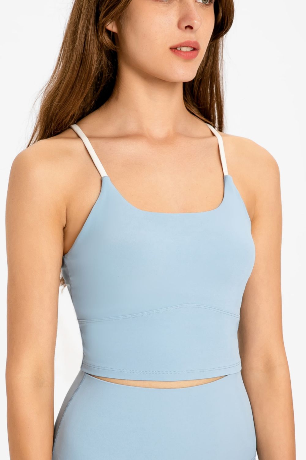 Crisscross Back Scoop Neck Sports Cami - Admiresty