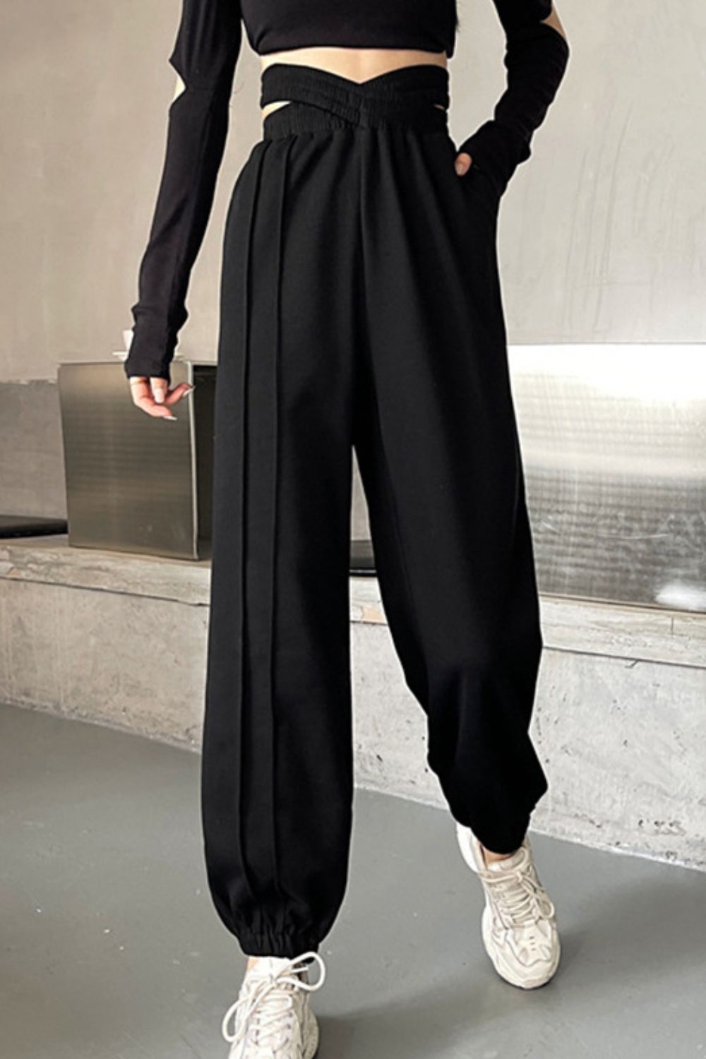 Crisscross Long Sweatpants - Admiresty