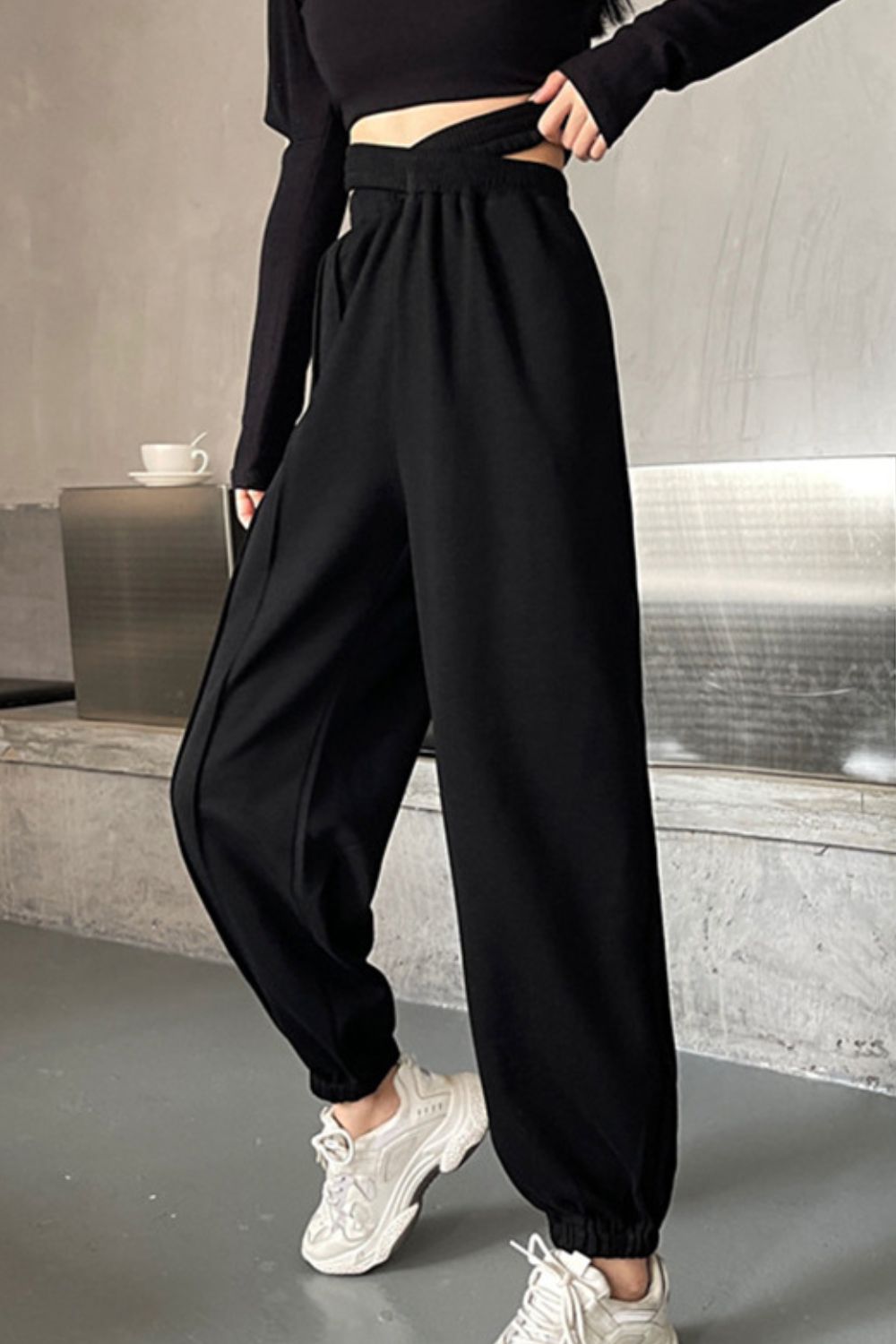 Crisscross Long Sweatpants - Admiresty