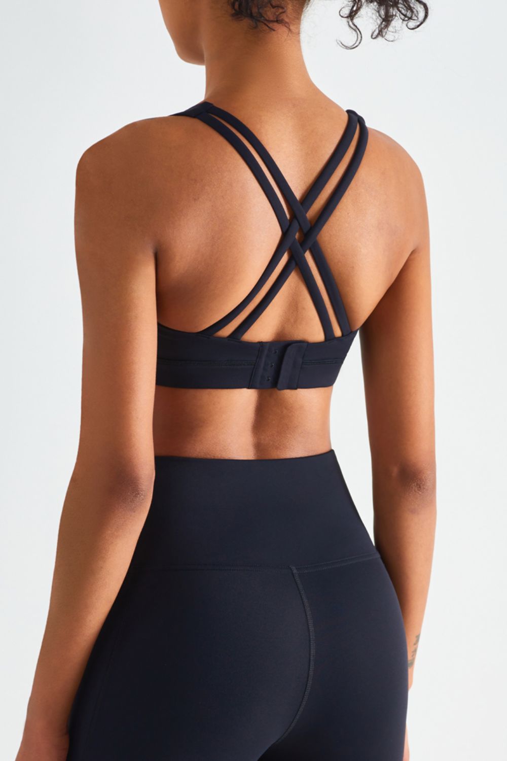 Crisscross Sports Bra - Admiresty