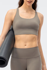 Crisscross Square Neck Active Tank - Admiresty