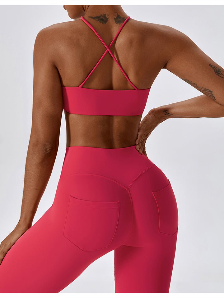 Cropped Halter Neck Sports Bra - Admiresty