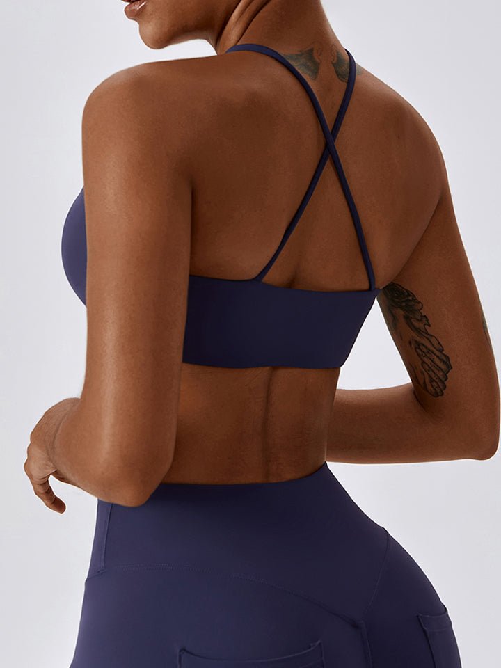 Cropped Halter Neck Sports Bra - Admiresty