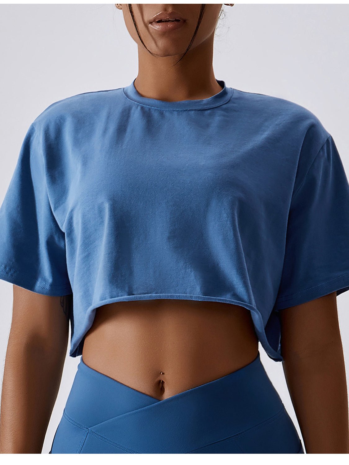 Cropped Round Neck Short Sleeve Active Top - Admiresty