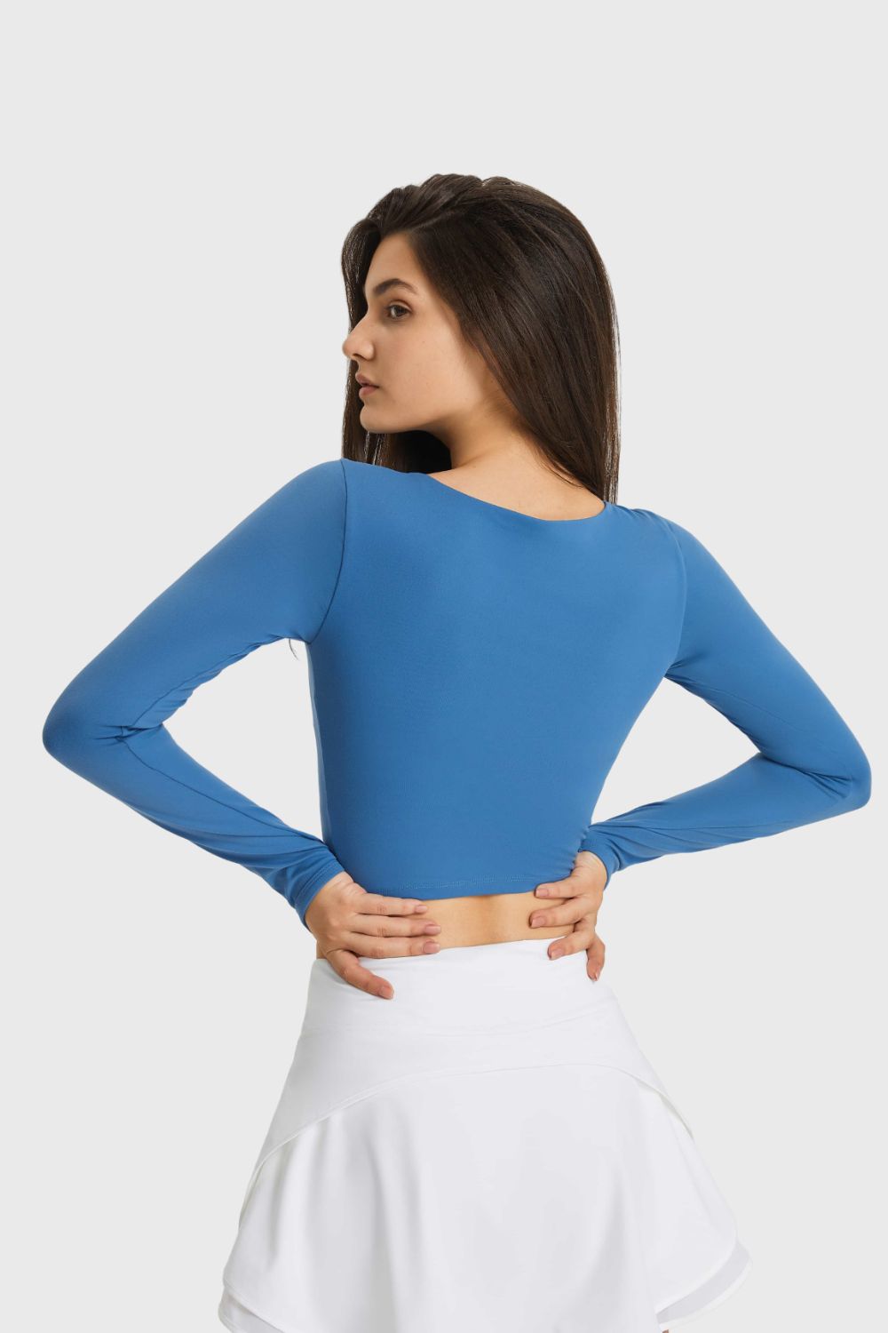 Cutout Long Sleeve Cropped Sports Top - Admiresty