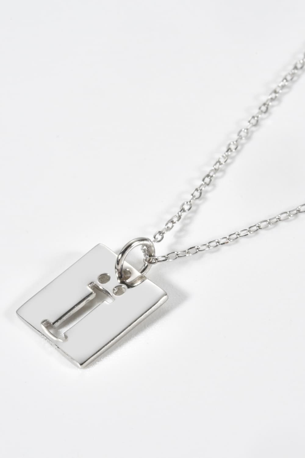 Cutout Rectangle Pendant Necklace - Admiresty