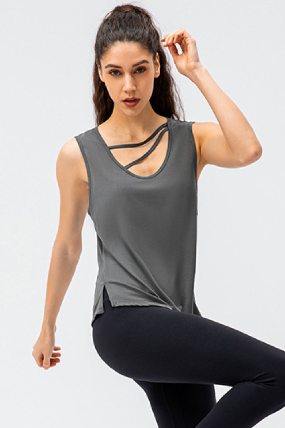 Cutout Reversible Active Tank - Admiresty