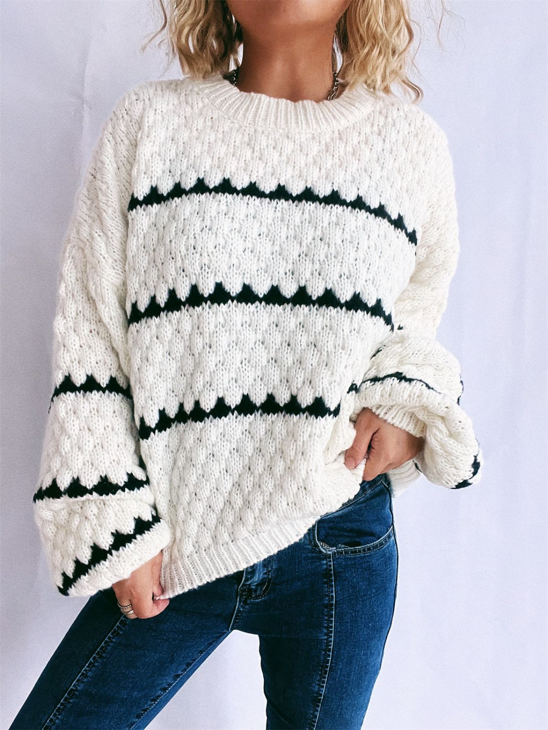 Contrast Stripes Round Neck Long Sleeve Sweater