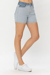 Pantalones cortos de mezclilla con bloques de color de tamaño completo en azul Judy
