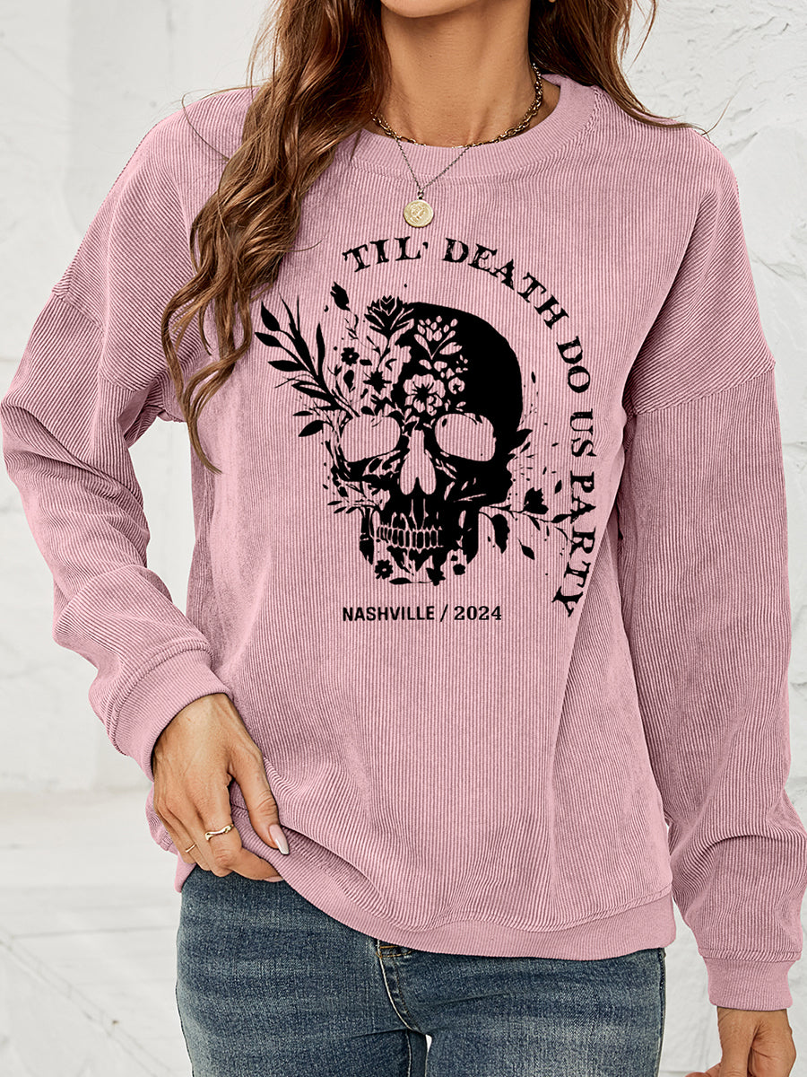 Sudadera con hombros caídos y estampado de calavera