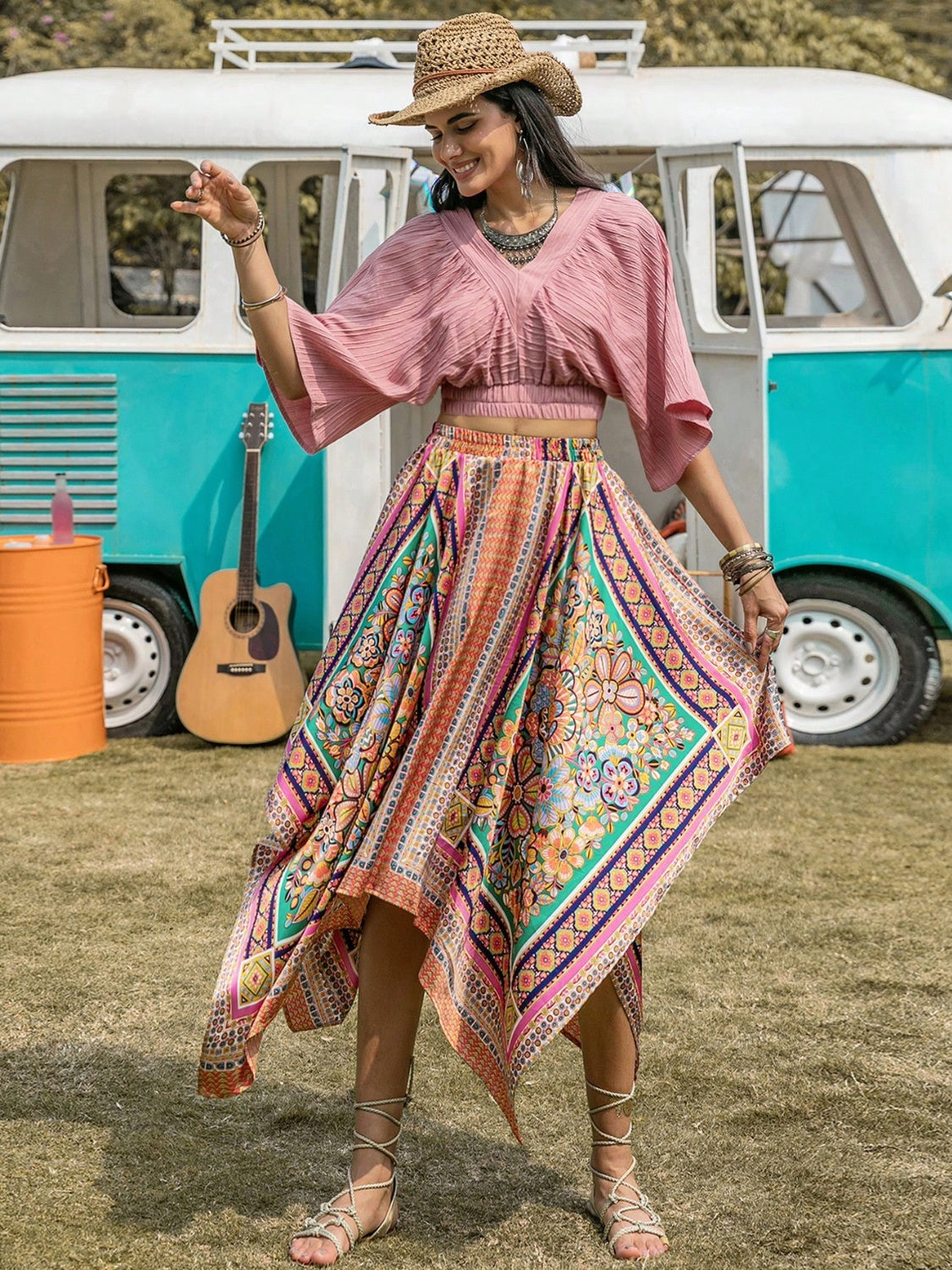 Falda con dobladillo de pañuelo y cintura alta estampada