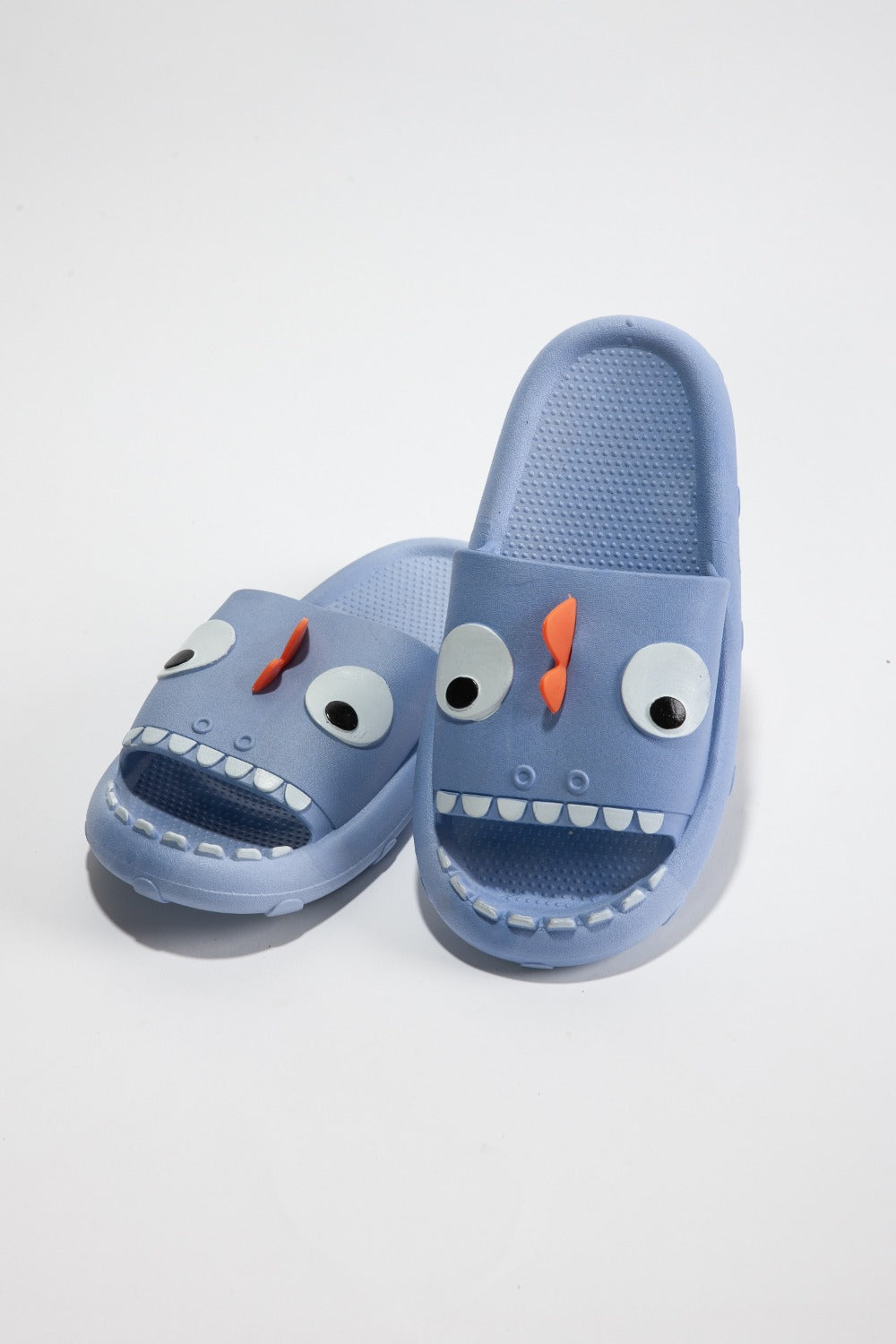 Pantuflas antideslizantes con diseño de nube y almohada de monstruo NOOK JOI