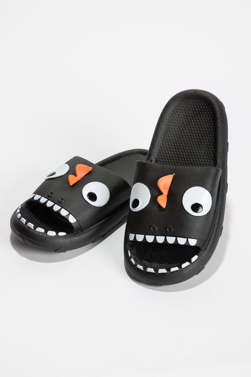 Pantuflas antideslizantes con diseño de nube y almohada de monstruo NOOK JOI