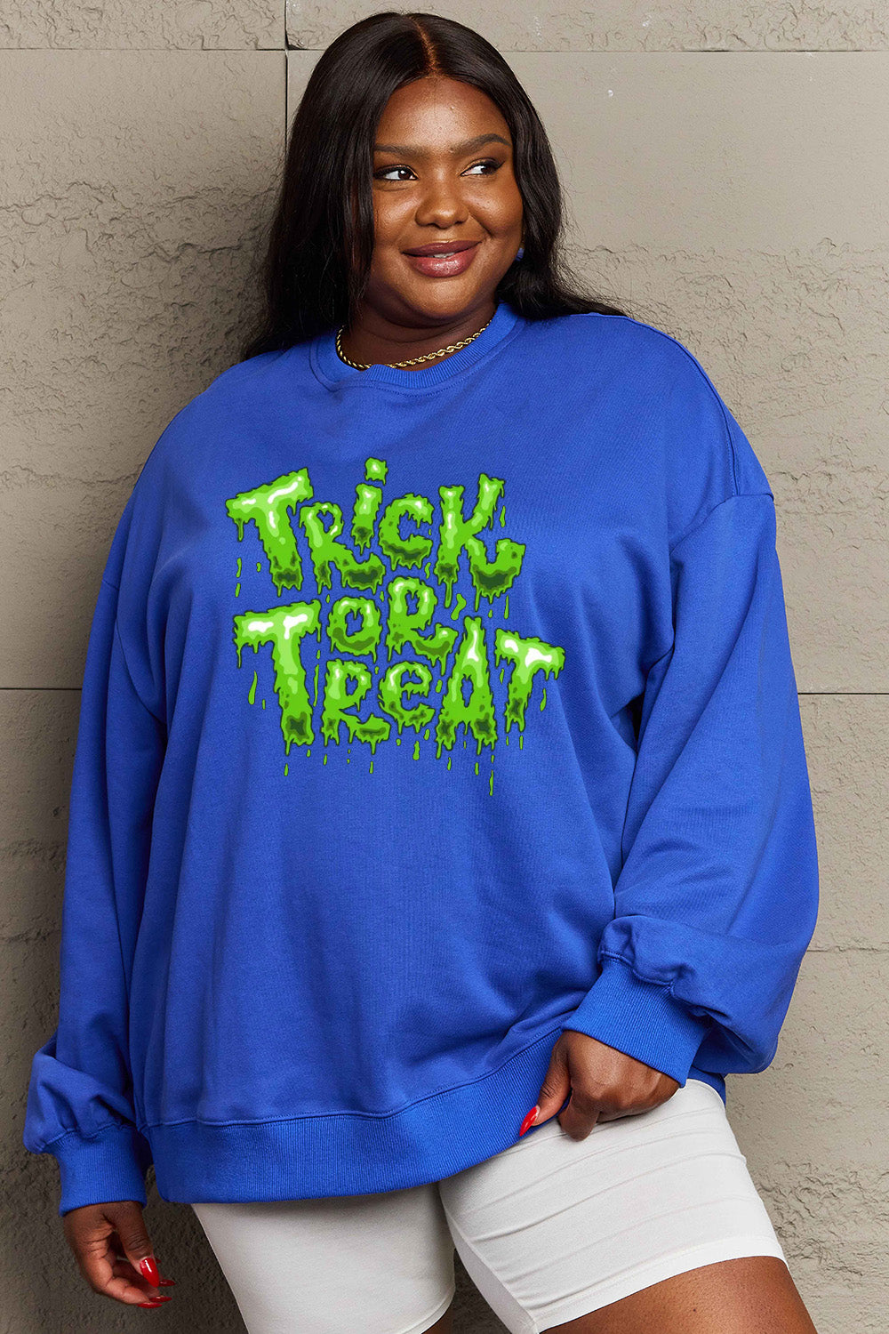 Sudadera con gráfico TRICK OR TREAT de tamaño completo Simply Love