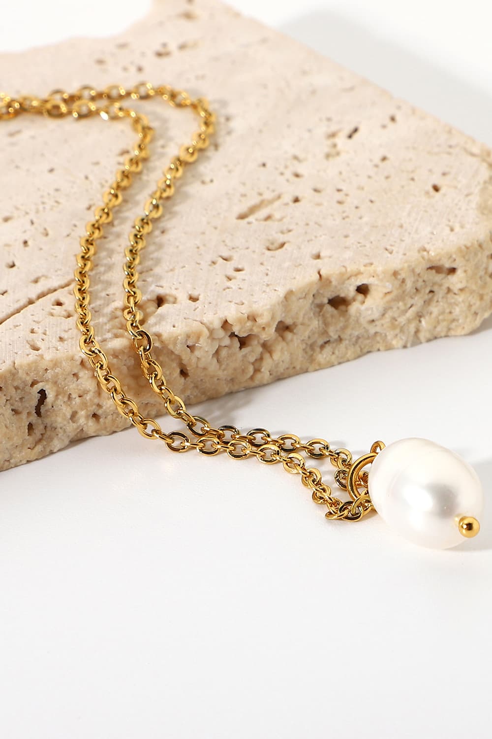 Freshwater Pearl Pendant Necklace