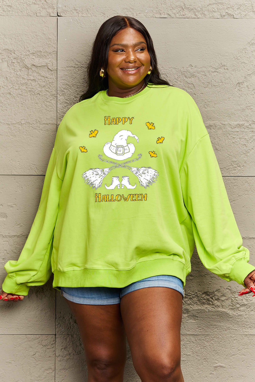 Sudadera con gráfico de HAPPY HALLOWEEN en tamaño completo de Simply Love