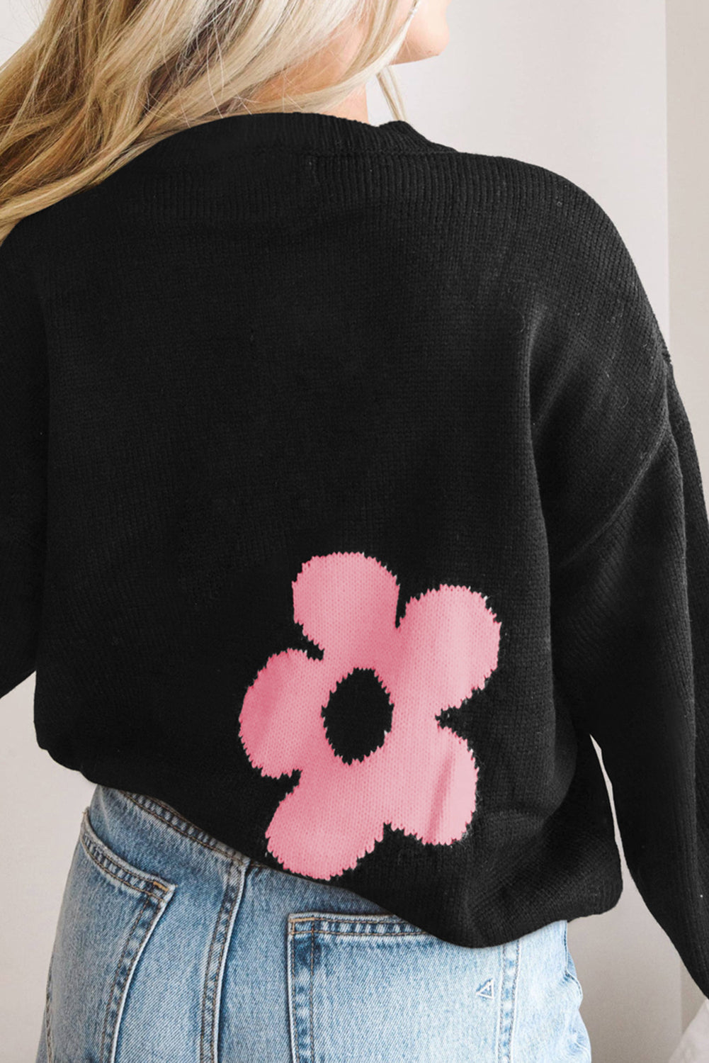 Suéter de manga larga con diseño de contraste de colores y estampado floral con cuello redondo