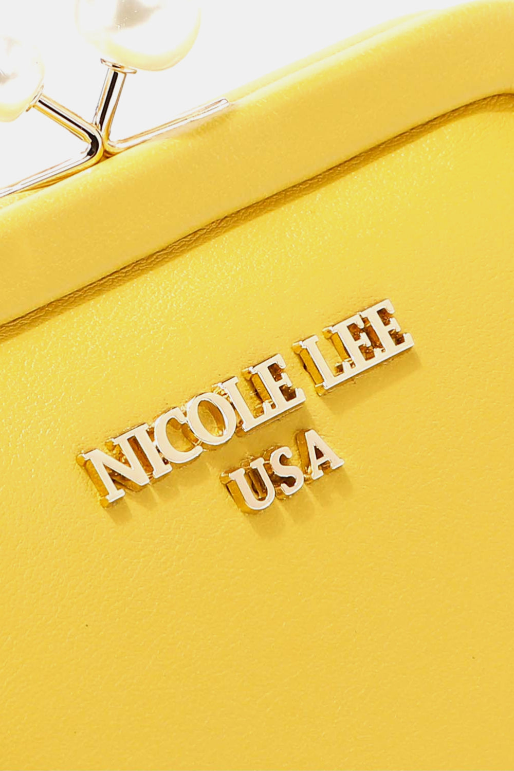 Monedero con perlas Elise de Nicole Lee USA