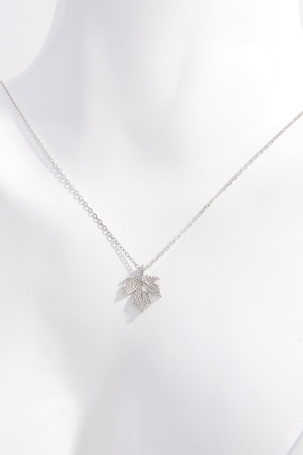 925 Sterling Silver Zircon Maple Leaf Necklace - Admiresty